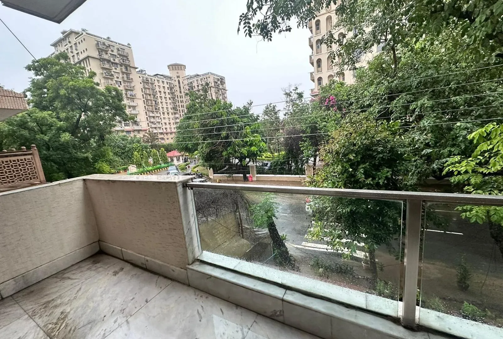 Hotel Keystone Гургаон Гостевой дом